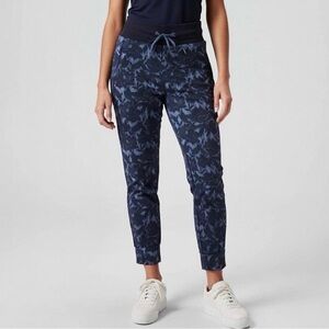 Athleta Trekkie North Jogger Pants in the Ethereal Bloom Cottage Blue Size 18
